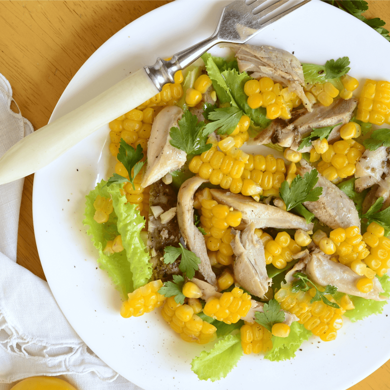 Salata sa piletinom i kukuruzom - 1200x1200