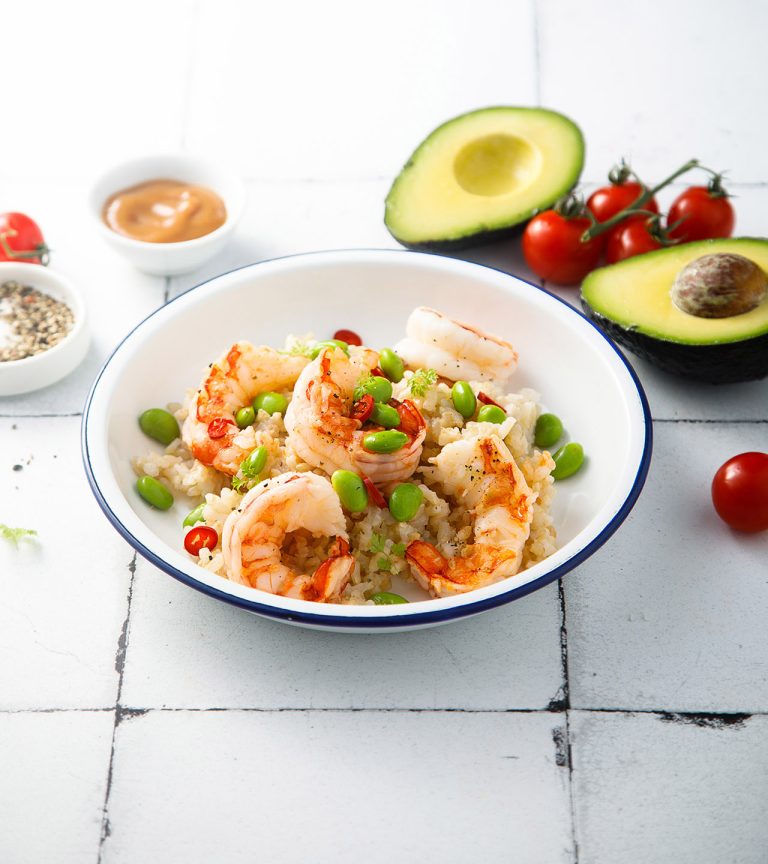 Rice,Bowl,With,Shrimps,And,Edamame,Beans