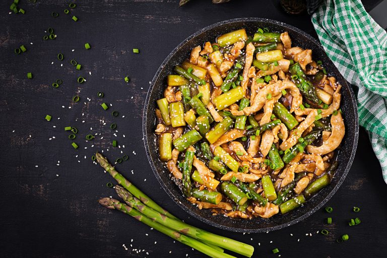 Piletina sa šparglama