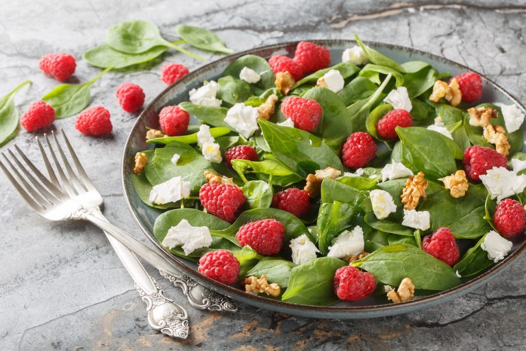 Dietary,Raspberry,Spinach,Salad,With,Feta,And,Walnuts,With,Vinaigrette